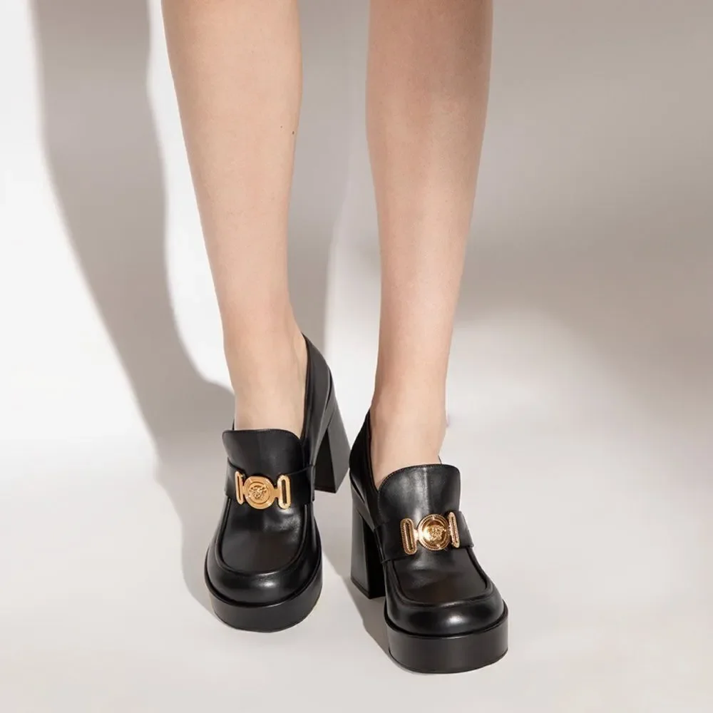 Versace Logo Leather Platform Pumps size 40 - Picture 2 of 13